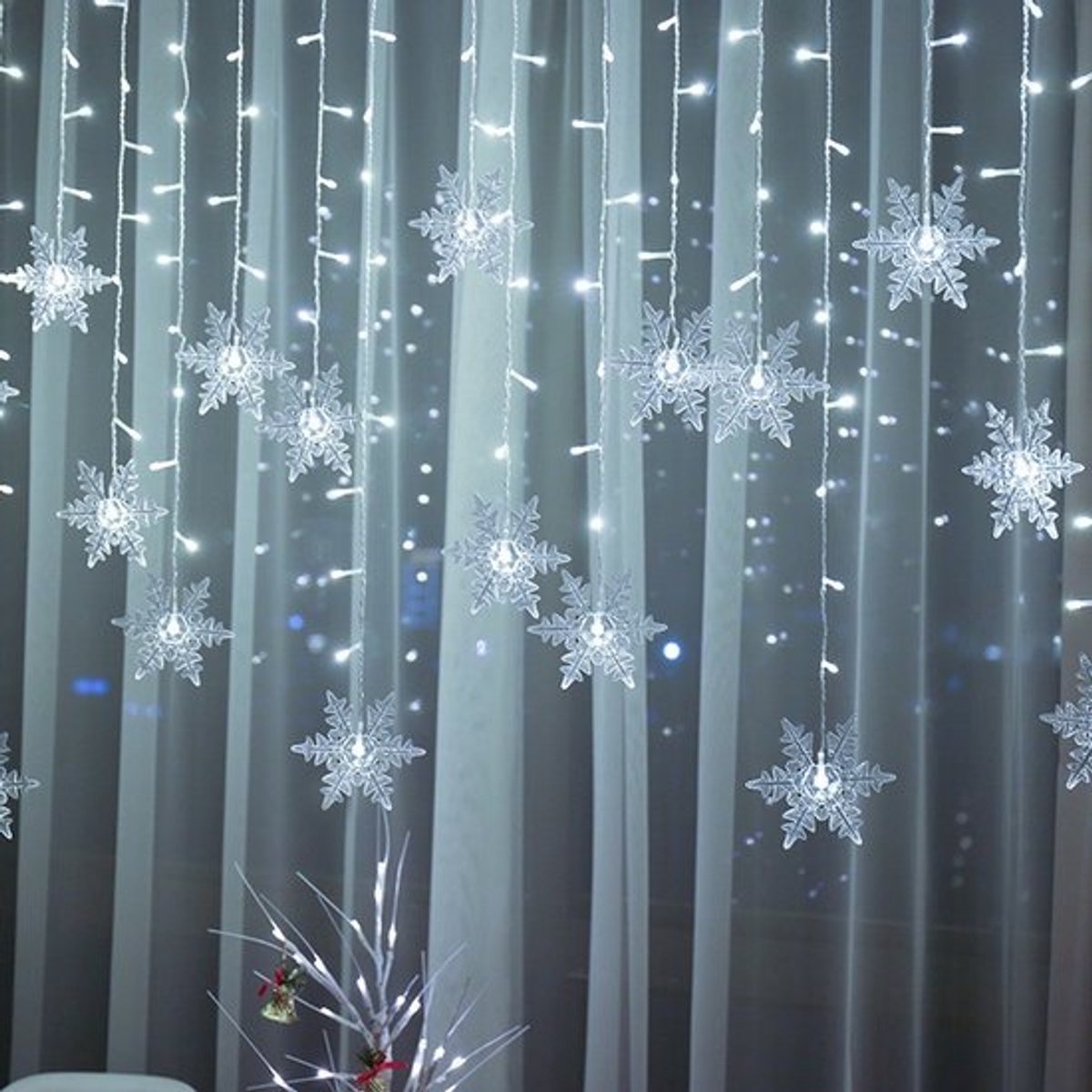 Kerstverlichting, lichtsnoer, geschikt voor binnendecoratie, kamerdecoratie, feestdecoratie, kerstdecoratie, buitendecoratie, 8-functies USB-variant met afstandsbediening (zonder stekker), sneeuwvlok in helder wit