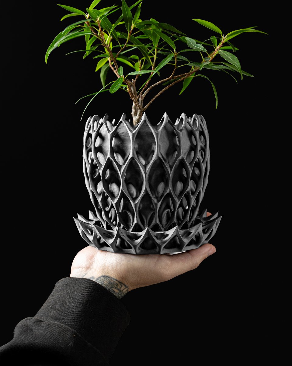Skushy Invader Bloempot - Moderne Designpot voor Kamerplanten - Sculpturale Plantenpot voor Woonkamer en Kantoor - Premium Woondecoratie