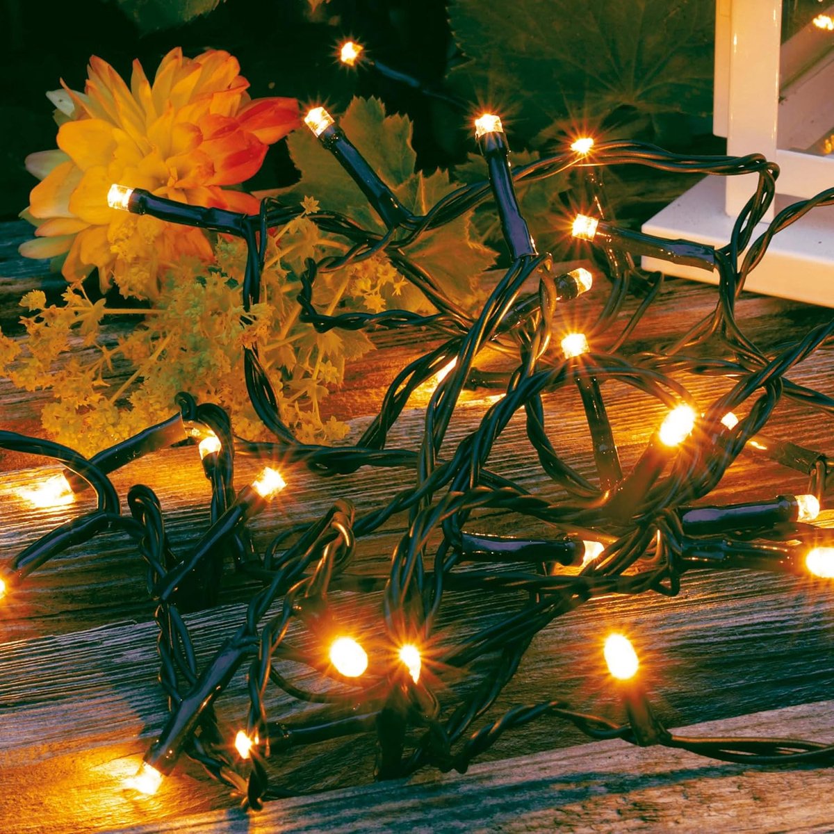 Binnen of buiten, warm wit, klassiek met timer, lichtsnoer, led, werkt op stroom met 400 leds, < 59 lm, kerstboomverlichting met kabel in groen