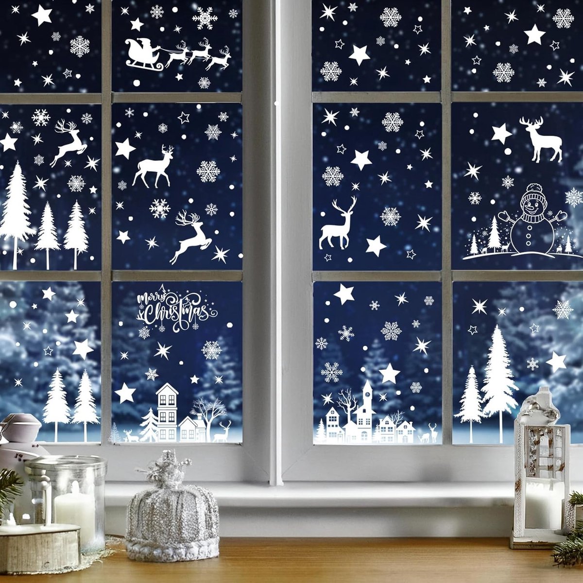 Zelfklevende raamstickers voor Kerstmis met sneeuwvlokken, rendieren en witte huizen - 318 herbruikbare decoraties voor ramen en deuren