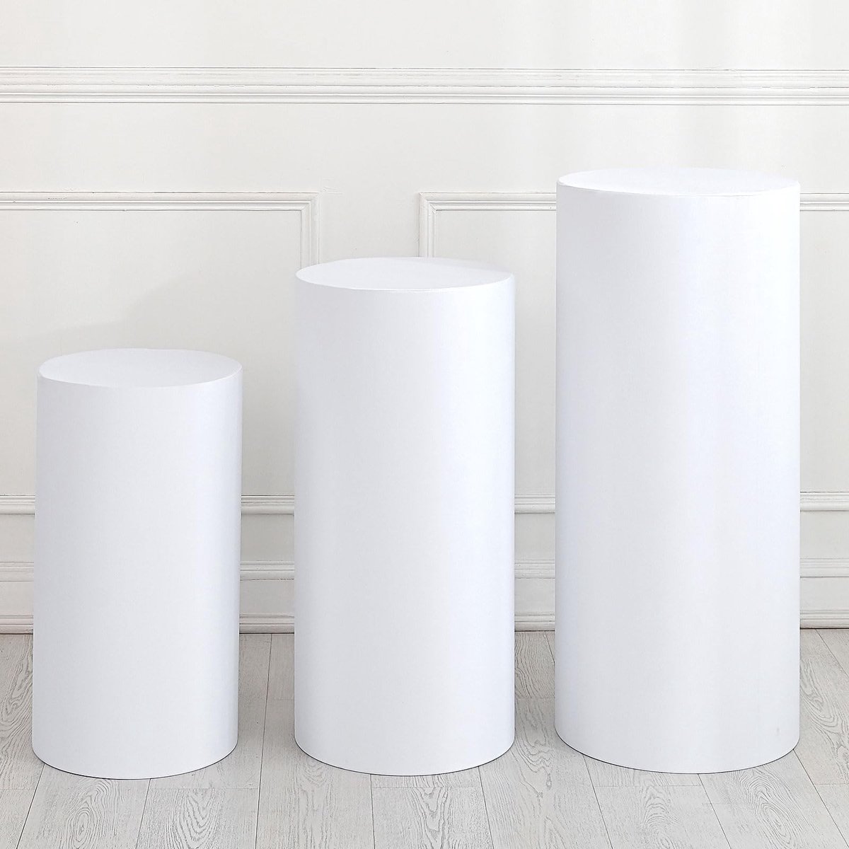 Omgoods - Plinth Set van 3 Witte Cilinders Spandex Hoezen voor Feestdecoratie