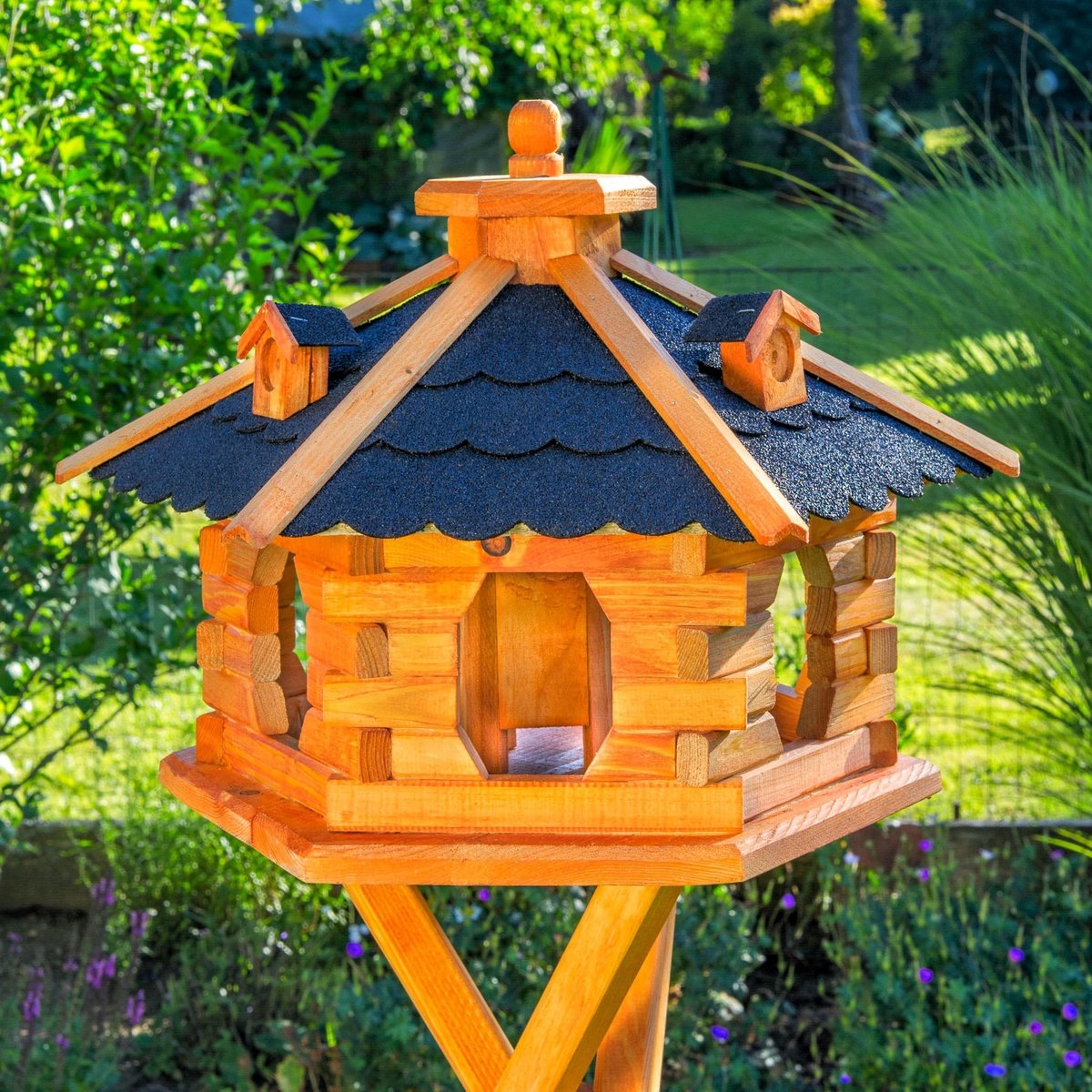 Omgoods - Vogelhuis met Voeder Silo en Zonne-energie Verlichting - Weerbestendig - Diverse Maten