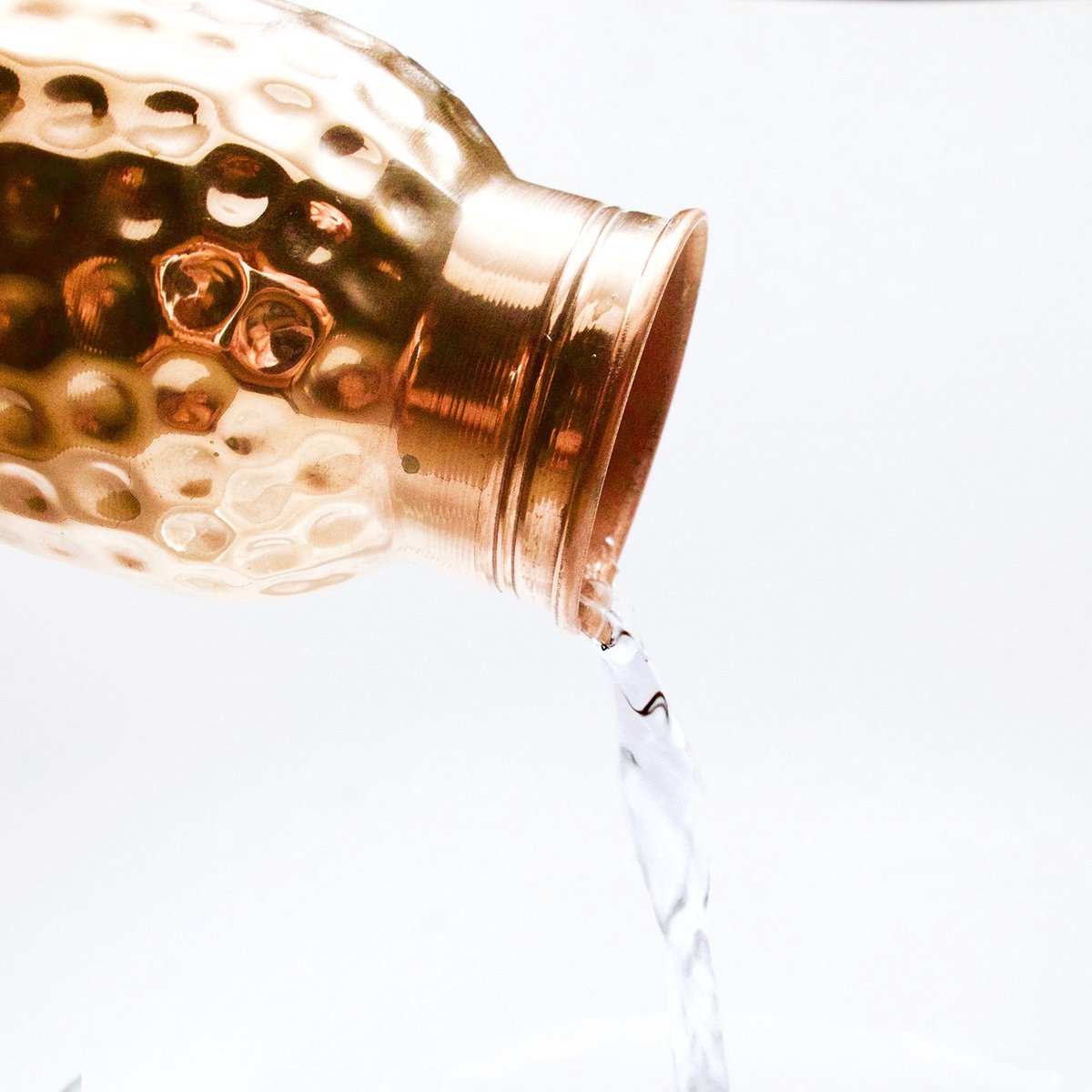 SnelShoppen - PRURA Waterfles van gehamerd koper, Ayurvedische drinkfles, groot en lekvrij, puur koper, voor dagelijks gebruik, gezond leven, in huis,