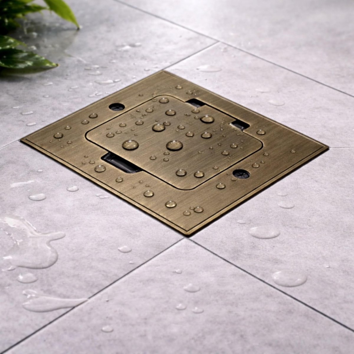 inbouwstopcontact, vloerstopcontact IP44, klapdeksel, serie AP-1 messing geborsteld