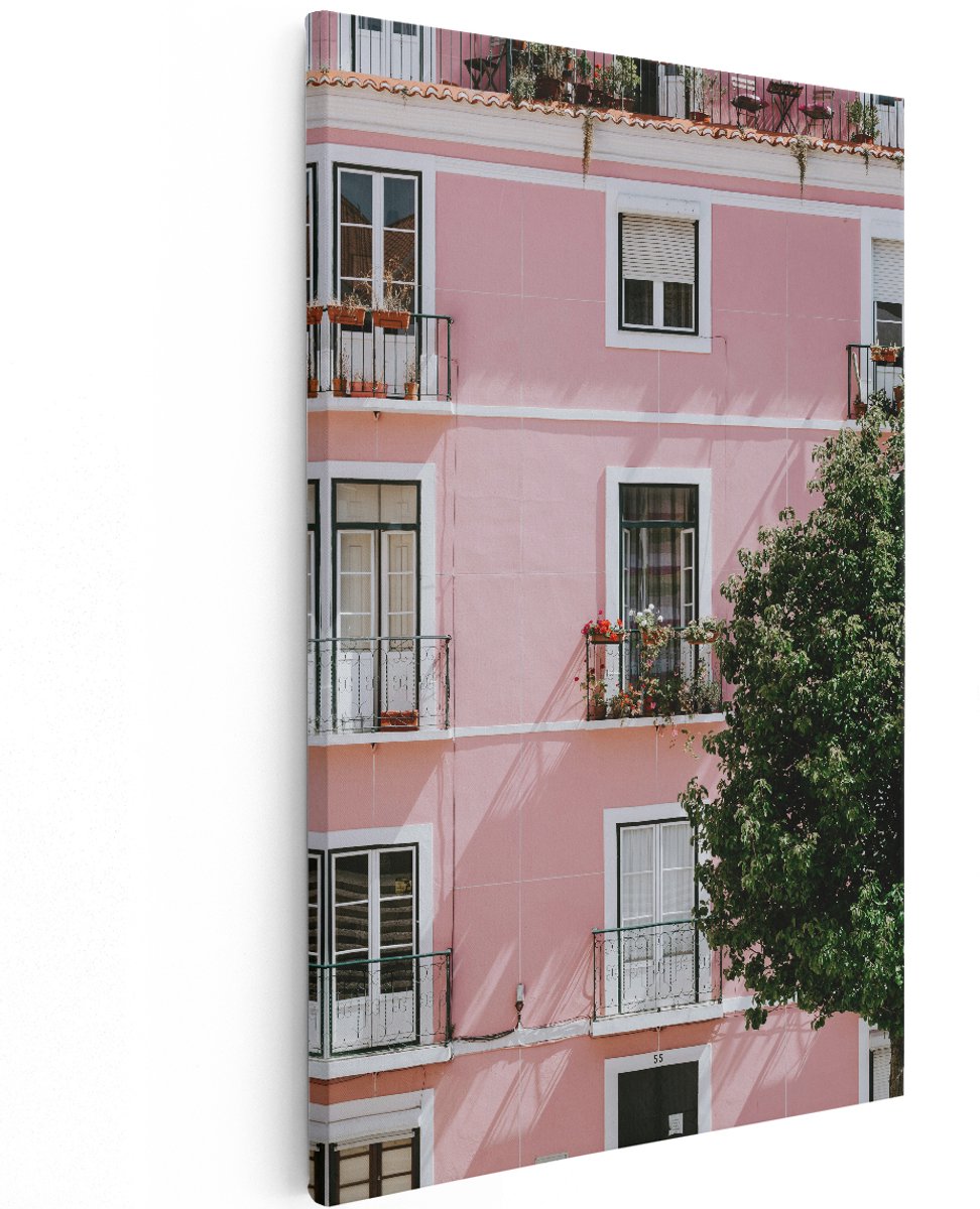 Artaza Canvas Schilderij Roze Gebouw - 120x180 cm - Groot - Wanddecoratie Lissabon - Muurdecoratie Stad - Decoratie Balkon Bloemen - Roze