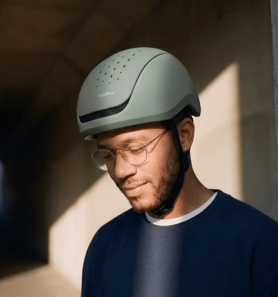 headfirst Echo Pro fietshelm met LED remlicht - Groen - XS/S (51-56 cm) - SafeFit aanpasbare fietshelm voor e-bike, stadsfiets, step & skate - magnetische sluiting — afbeelding 4