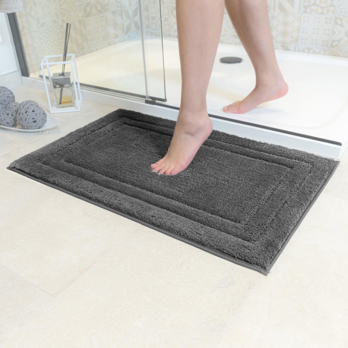 Omgoods - Antislip Badmat 50x80 cm voor Douche en Bad