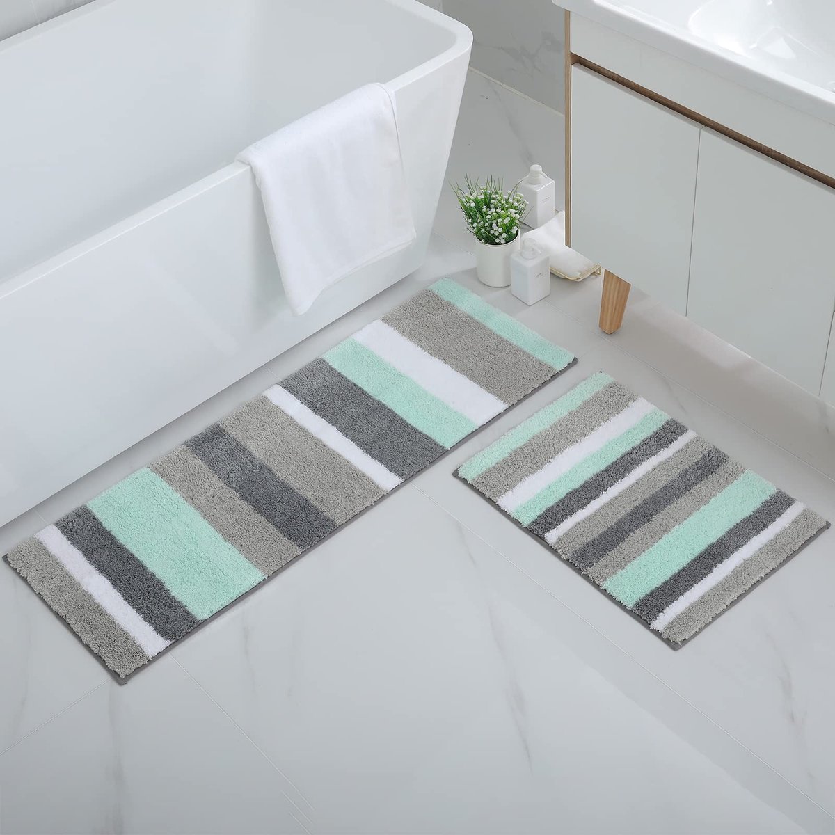Omgoods - Set van 2 Microfiber Badmatten 40 x 60 cm + 40 x 120 cm - Absorberend en Antislip
