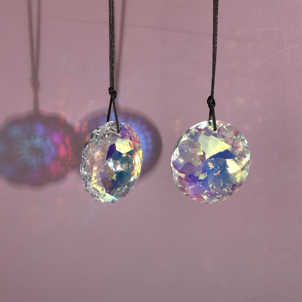 SnelShoppen - Crystal Zonnevangers 45 mm met 60 cm Bruine Koord - Hangdecoratie voor Raam, Auto, Thuis en Tuin - Set van 2 - Kleurige Regenboogmaker v