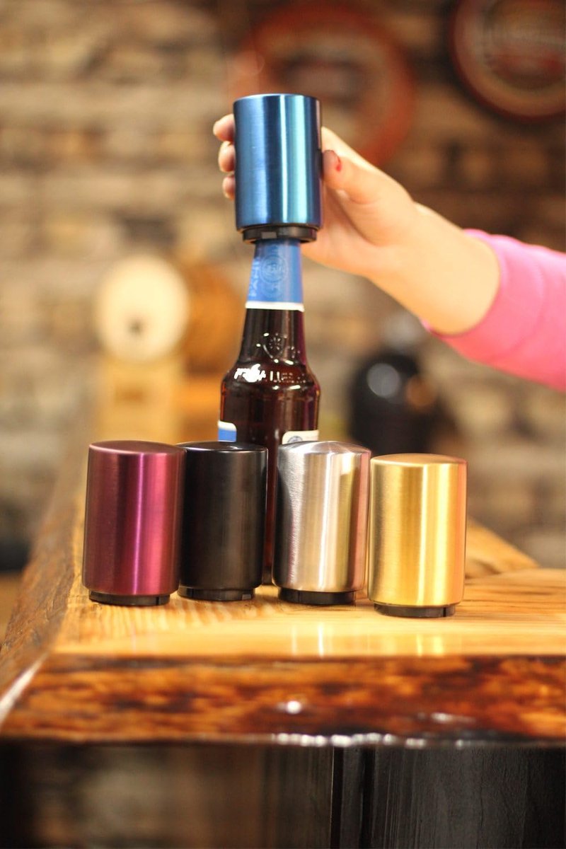 SnelShoppen - Paarse Flessenopener - Bieropener - Wijnopener - Unieke Bar Accessoire - Perfect voor Feest, Tuin, Keuken en Camping - Handzaam en Stijl
