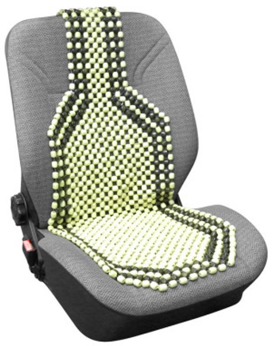 Autostoelkussen van houten kralen in de kleuren lichtgroen en zwart, met een ventilerend en masserend patroon.