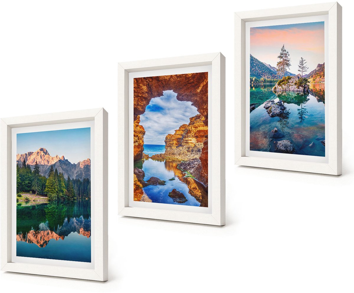 Coloray 3-Delige Schilderij Set - Bergmeren met weerspiegelingen in het water en de rotsen. - 20x30 - Muurdecoratie - Interieur Decoratie - Moderne Wanddecoratie