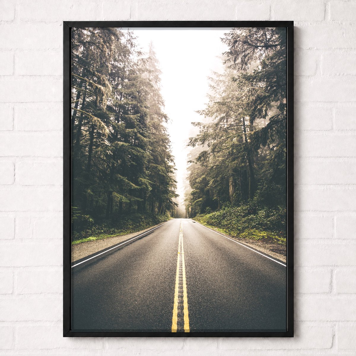 Weg door het Dennenbos Poster - Forest Road Collection - Natuur Posters - A2+ 43,2 x 61 cm