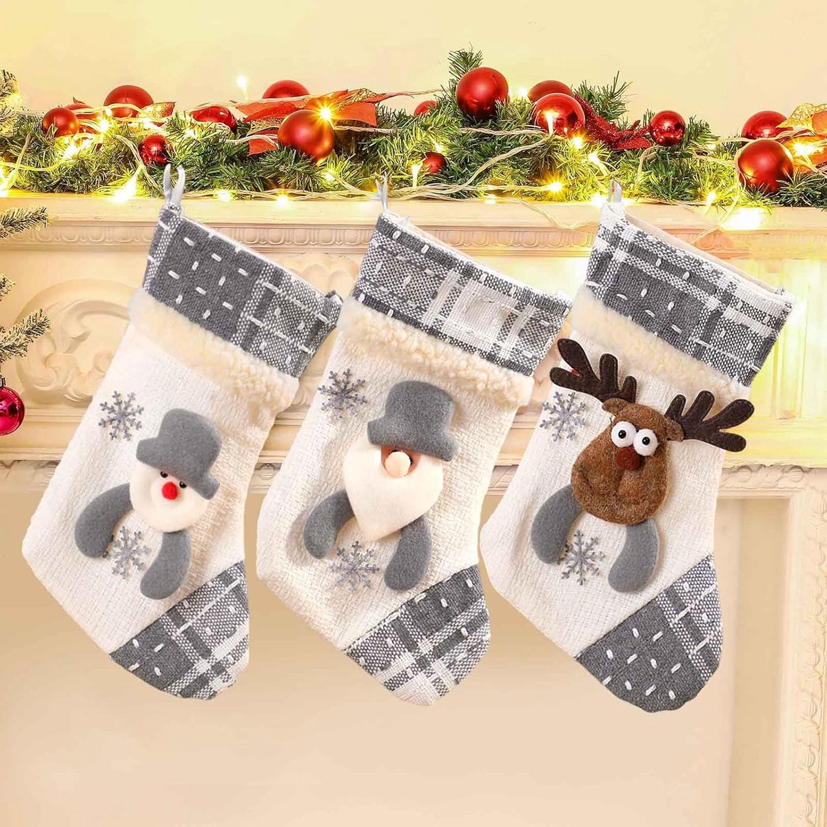 SnelShoppen - Gepersonaliseerde Kerstsokken 3 Stuks - Kerstsokken Voor Bij De Open Haard - Zachte Non-Woven Stof - Perfect Voor Kerstfeest Decoratie