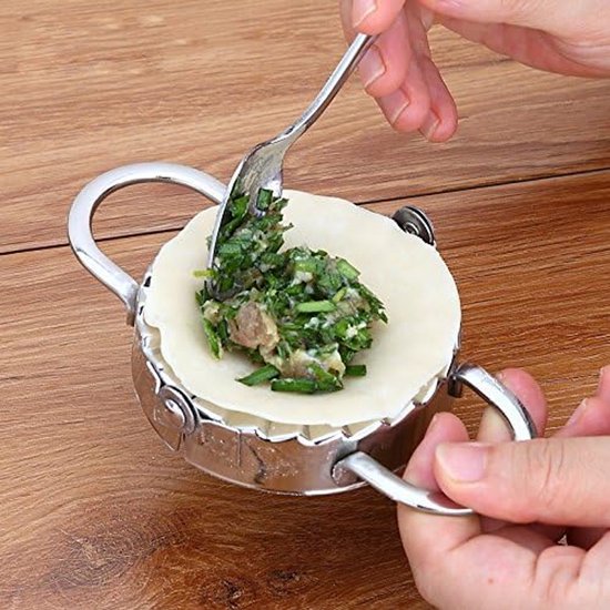 2 in 1 Ravioli Maker RVS - Ravioli Mal - Ravioli Vorm en Deeg Uitsteker met een diameter van 10 cm — afbeelding 2