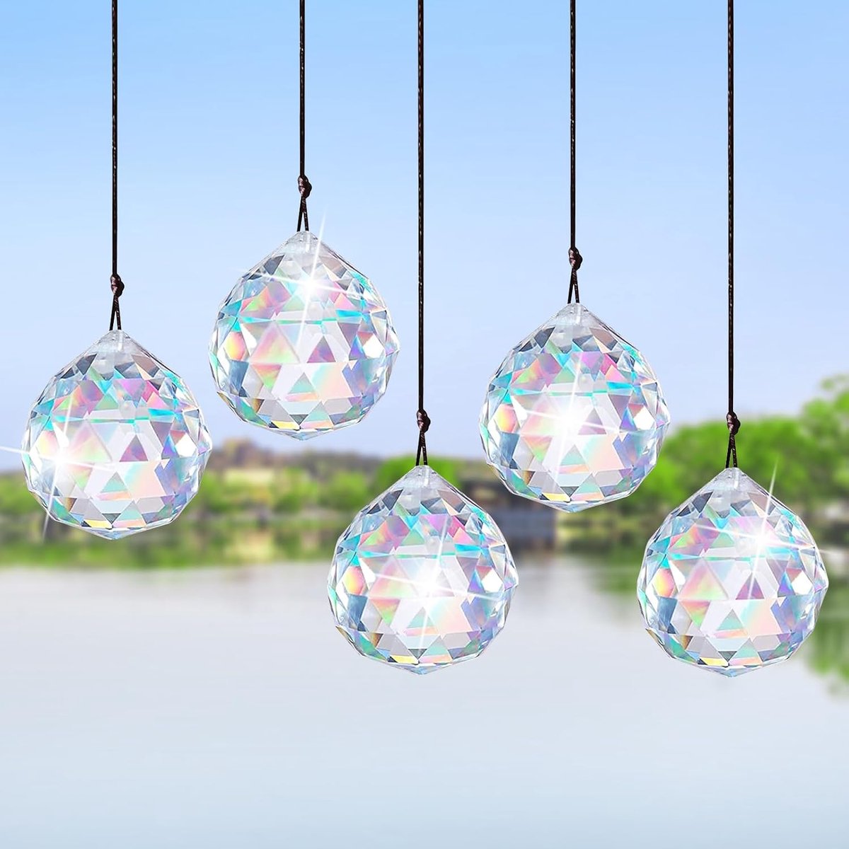 5 stuks zonnevanger-kristallen om op te hangen, prisma-kristal, 30 mm, registreert zonlicht, produceert een helder regenboogeffect, cadeauvervanging, voor ramen, tuinen, bruiloften
