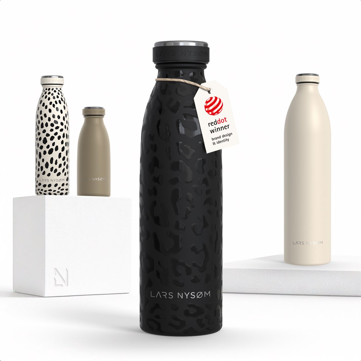 LARS NYSØM Ren Roestvrijstalen drinkfles 500ml - BPA-vrij geïsoleerde waterfles 0,5 Liter (Carbon Black/Leopard/Gloss)