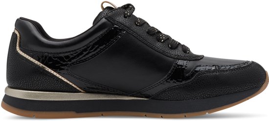 Zwarte Tamaris sneaker met gouden accenten, lakleer en reptielenprint.