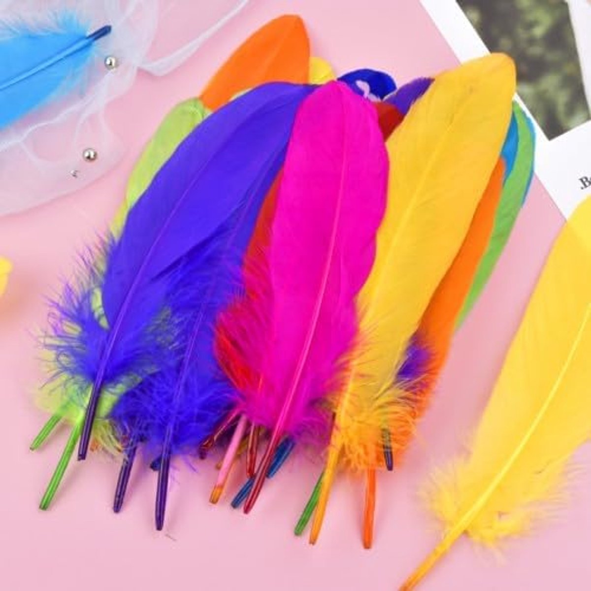 100 stuks natuurlijke kleurrijke veren, veren voor handwerk, dromenvangers, veerdecoraties voor doe-het-zelf, handwerk, hoofddeksels, accessoires, schoolhandwerk, feest, 15-20 cm