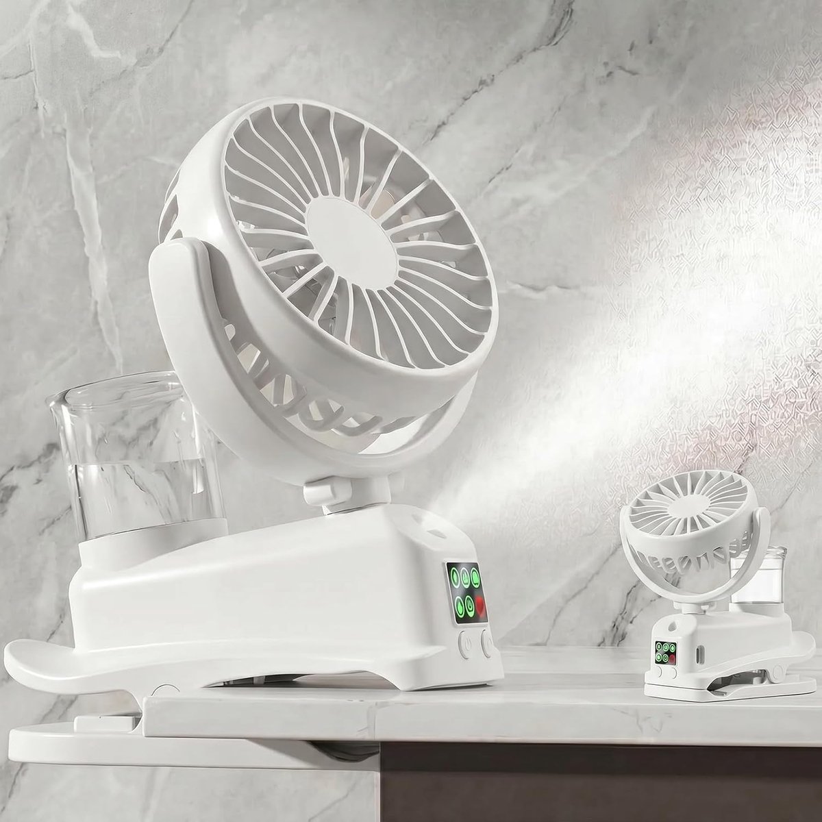YAGXIG Mini USB Draagbare Clipventilator - Oplaadbaar - Mini Ventilator met Bevochtiger - 4 Windsnelheden - Bureauventilator - Draagbare Mini Ventilator voor Thuis/Kantoor - (Wit)