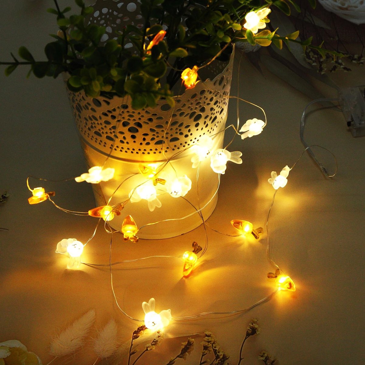 20 LED Paaslichtjes - 2 m Bunny en Wortel Slinger voor Decoratie
