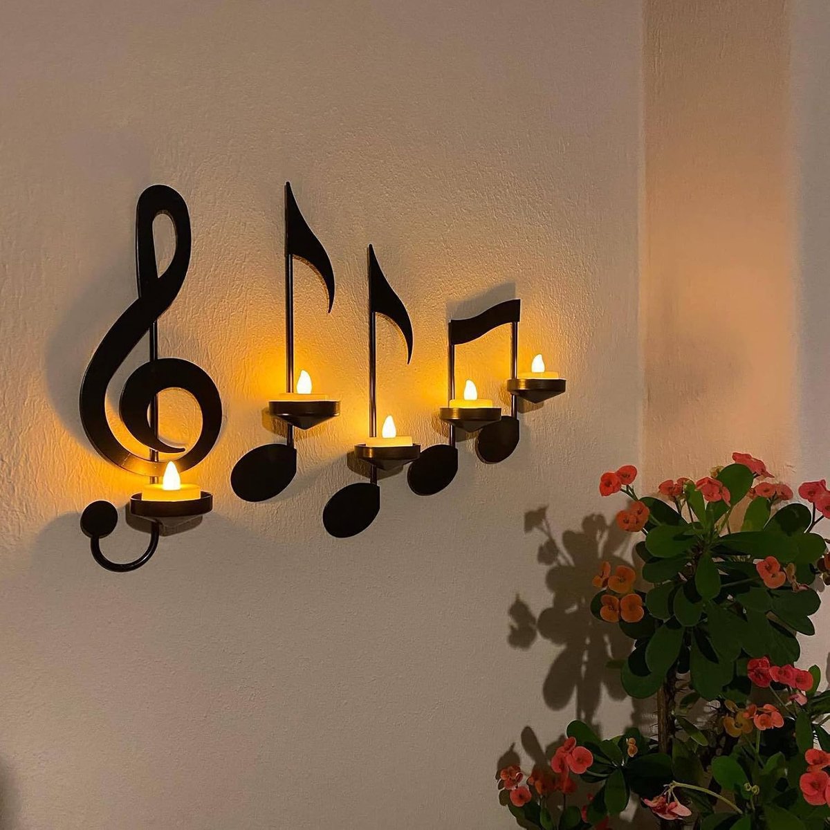 4-delige wandlamp-kandelaarset - 3 maten - Muzieksymbool Wandlamp-kandelaar - Metalen kandelaars - Geschikt voor bruiloften, veranda's, patio's, paden, woonaccessoires - Muzieksymboolvorm - Zwart