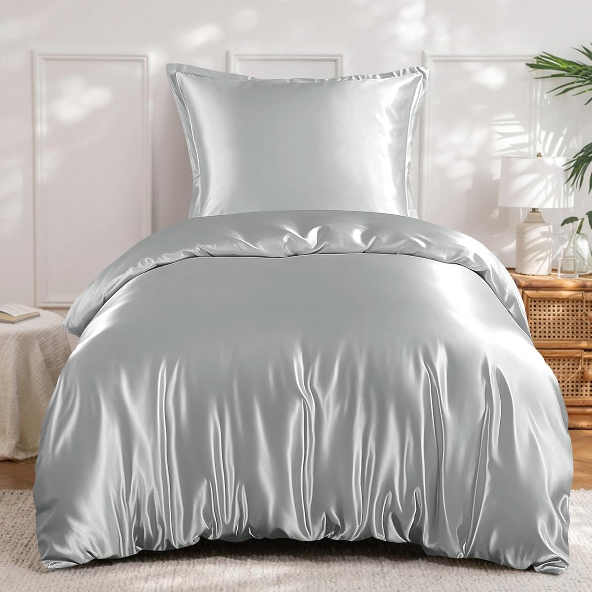 SnelShoppen - Luxe Satin Beddegoed Set 140 x 200 cm, Zijdeachtige Duvet Cover en Kussensloop 80 x 80 cm, Lichtgrijs, Geschikt voor Haar en Huid, met R