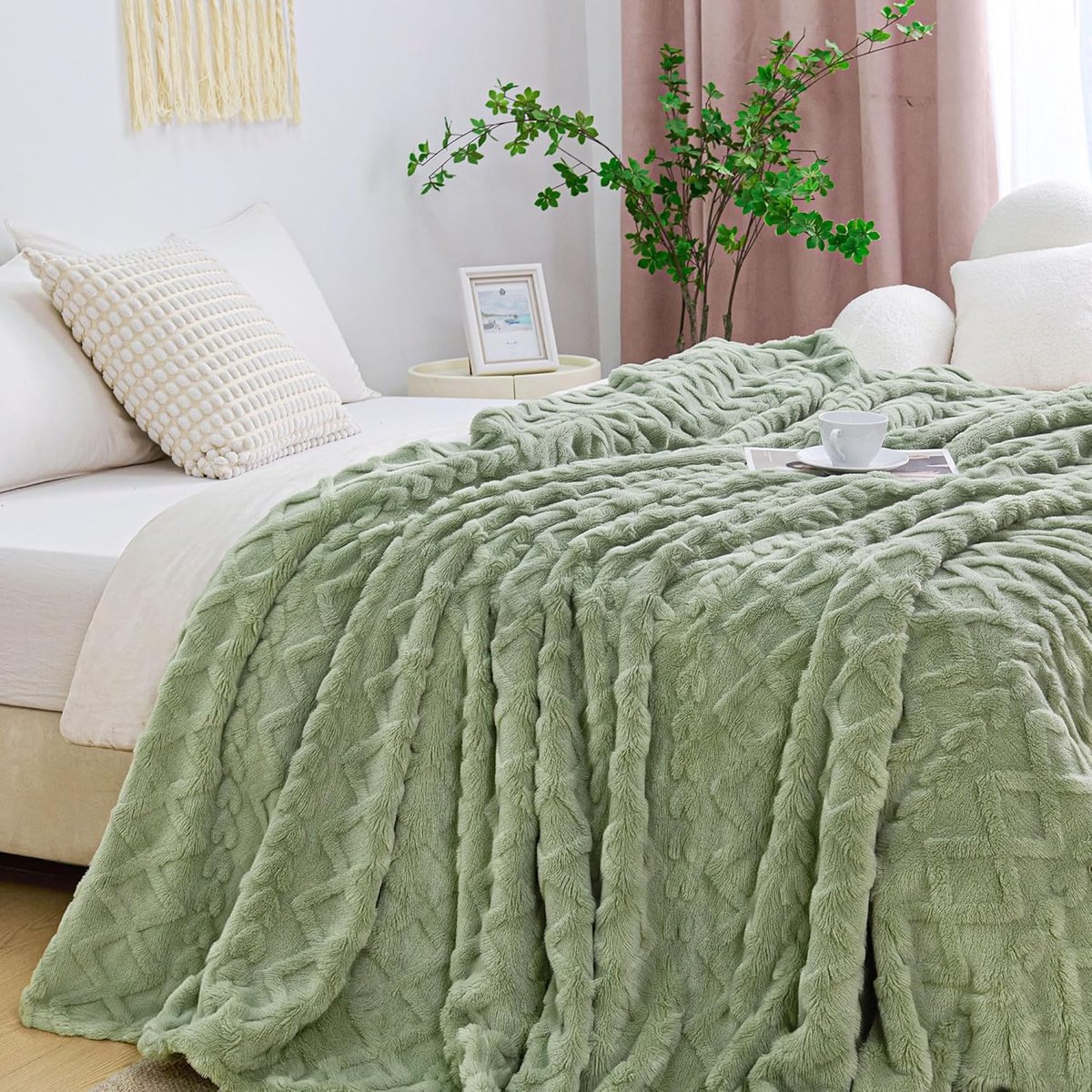 SnelShoppen - Fleece Deken 50 x 60 Inch - Zachte en Lichtgewicht Fluffy Plaid in Saliegroen - Warm Cadeau voor Verjaardag, Kerst, Valentijn, Moederdag