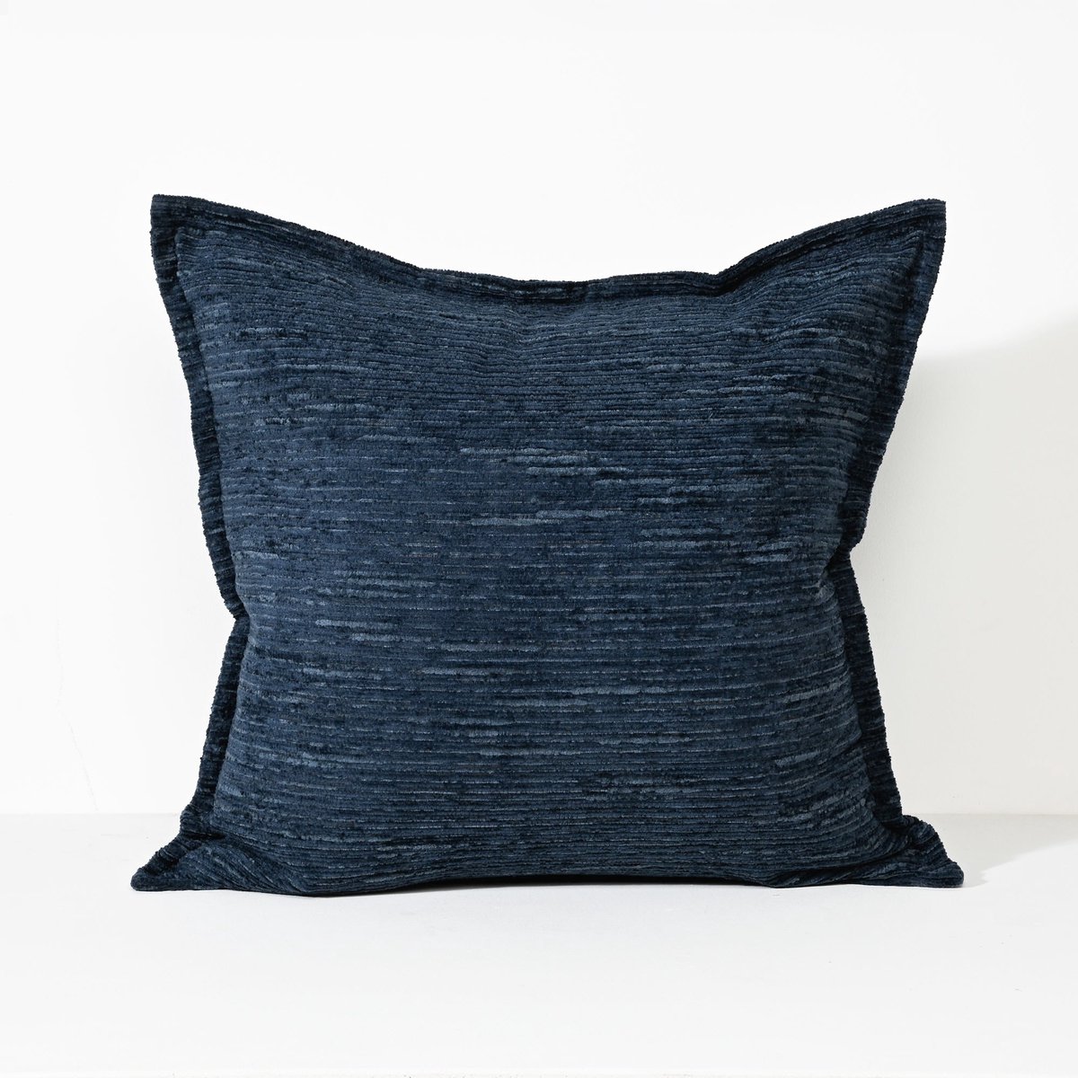 Darcy & Duke Ruffled Indigo - Sierkussen - 55 X 55