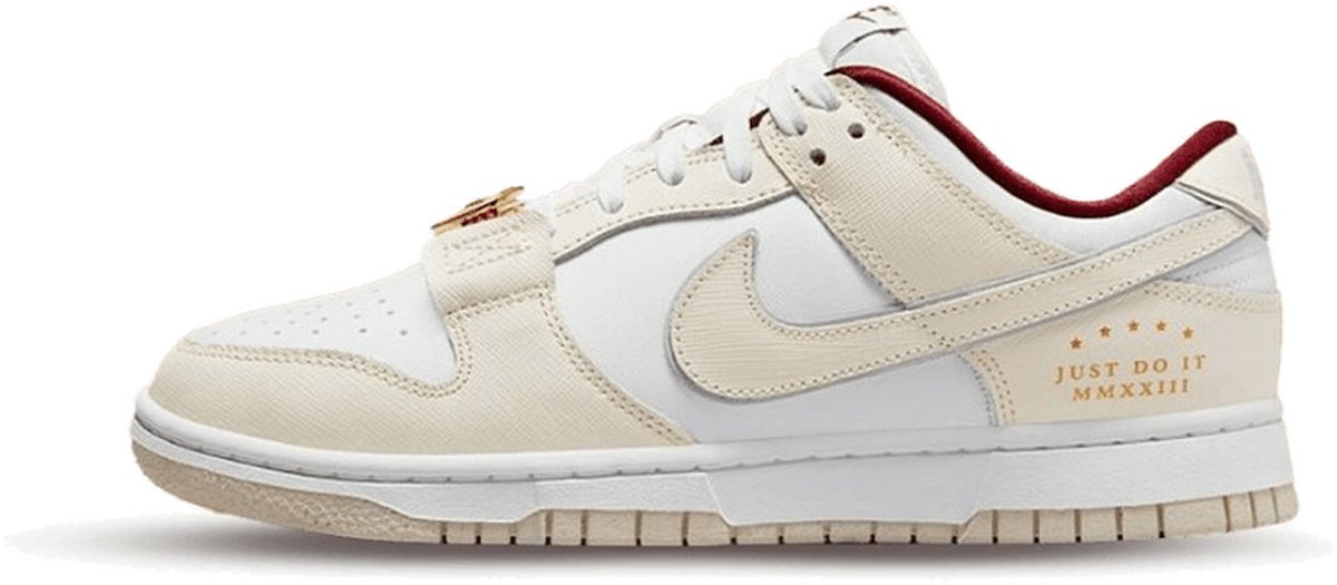 Nike Dunk Low SE Just Do It Phantom . Wit