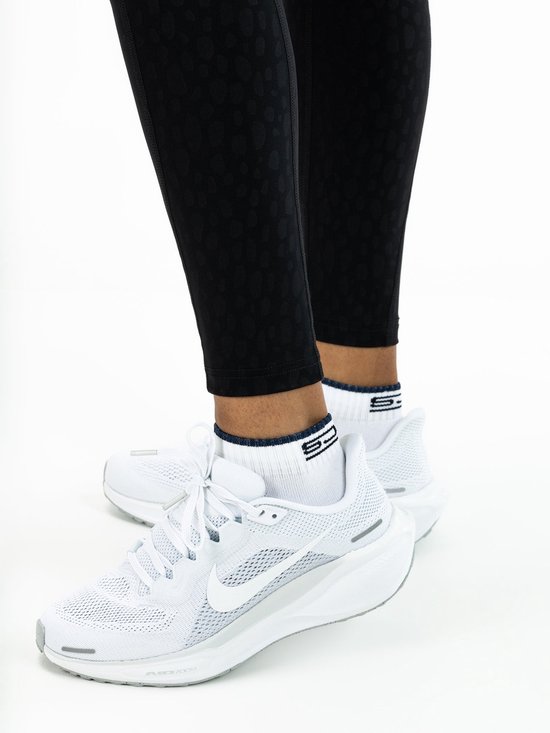 Sjeng Sports TAIKA Legging Dames Zwart Panterprint 4-way stretch met sleutelzakje - Trendy sportlegging voor dames met bewegingsvrijheid van Merkloos — afbeelding 5