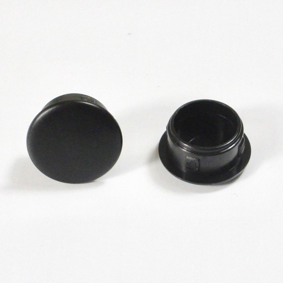 Afsluitplug Ronde Gat - Gatenstopper Kunststof - Gaten Afwerken - Koepelvormige Kop - 15 mm Diameter - Zwart