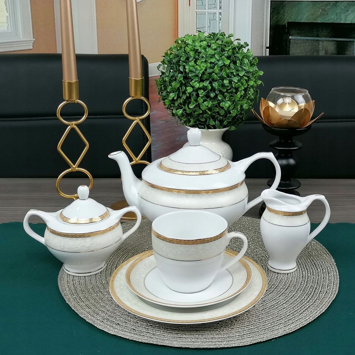 Bogucice Agawa Gold Koffieservies 21 delig voor 6 personen met gouden decoratie
