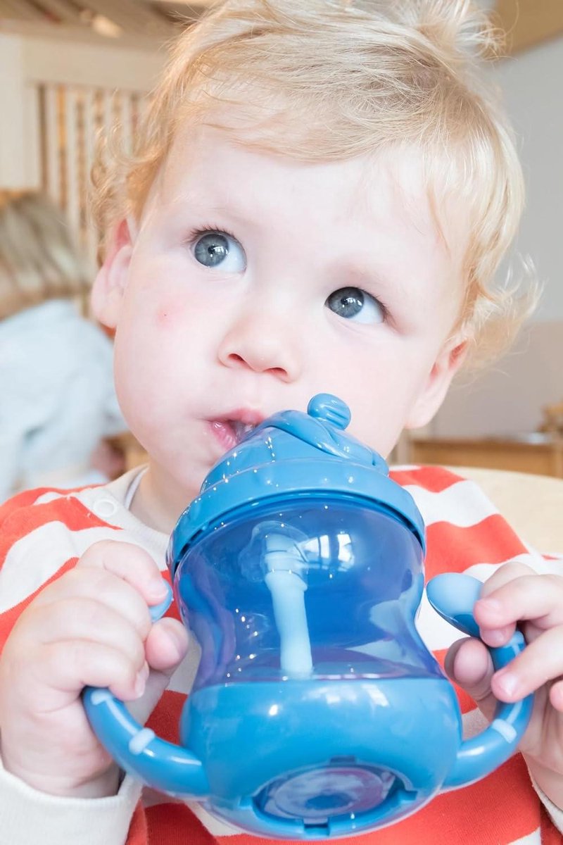 Drinkbekers - Rietjesbekers Baby - Zelfstandig Drinken Leren - Lekvrij Met Klik - 240 ml - Blauw