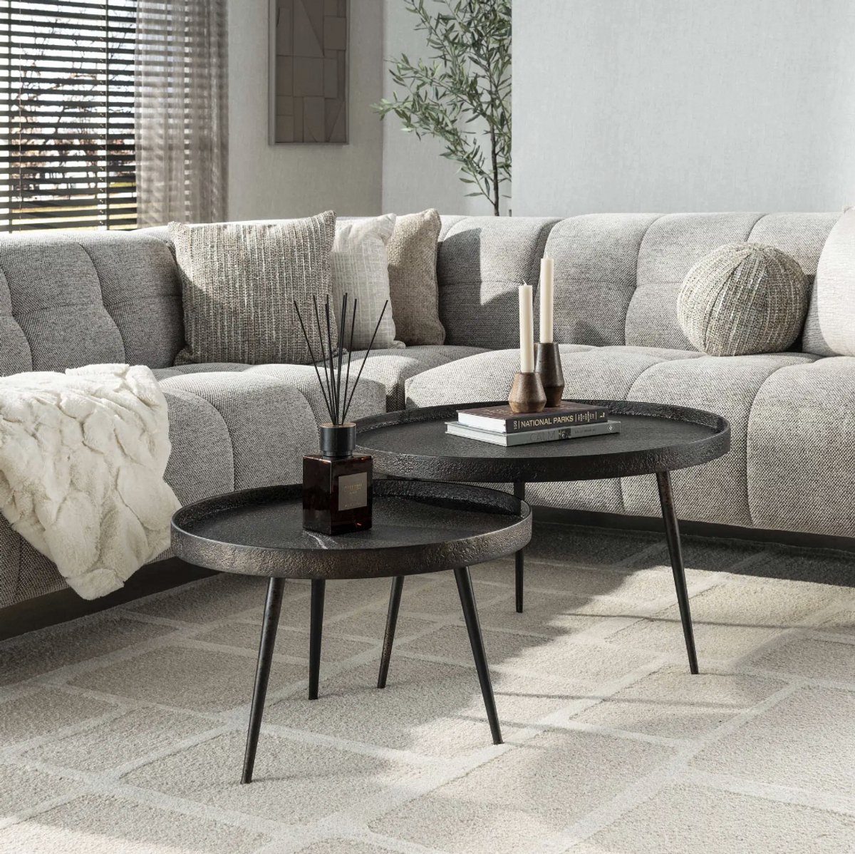 PS-Collection Metallic Rond Set/2 Salontafels - ø76x40cm - Grijs - Metaal - salontafels rond, salontafels, salontafel zwart, salon tafel, salontafel rond, salontafel industrieel, salontafel vierkant, salontafel marmer, salontafel wit