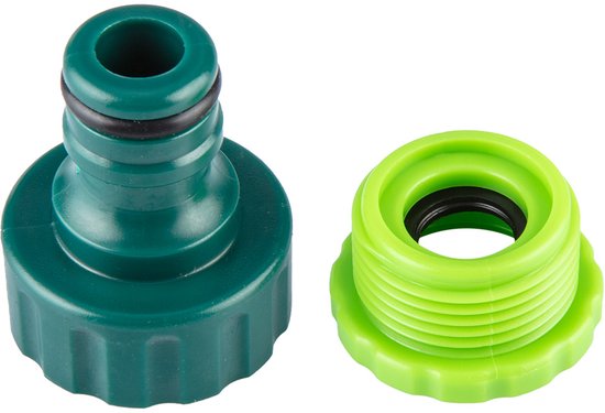 Groene slangkoppeling naast een lichtgroene schroefdraad adapter.