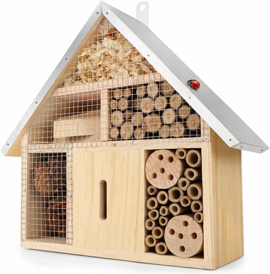 NatureCrafts Insectenhotel - Natuurlijk & Weerbestendig, Insectenhuis van Natuurlijk Hout voor Bijen, Wilde Bijen, Lieveheersbeestjes & Vlinders, Bijenhotel & Nestelkast voor Ophangen - 29.5 x 9 x 28 cm