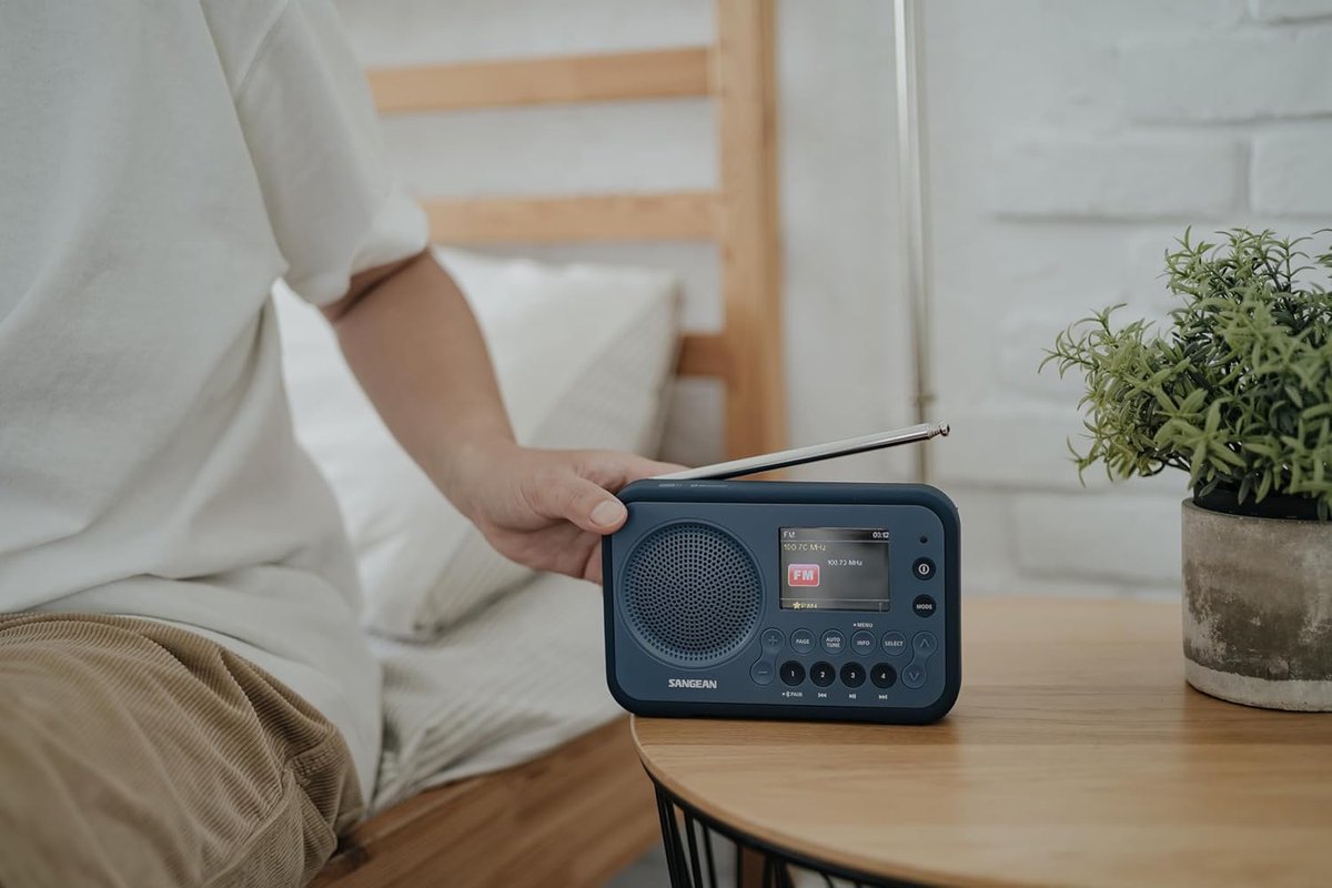Draagbare Radio - Speaker Radio - Muziek Luisteren - LCD Display - Compact Formaat - Donkerblauw