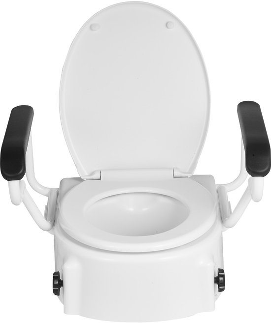 Witte toiletverhoger met zwarte armleuningen en een open toiletdeksel en bril.