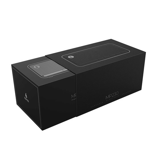 Zwarte Edifier MP230 draadloze Bluetooth speaker in verpakking.