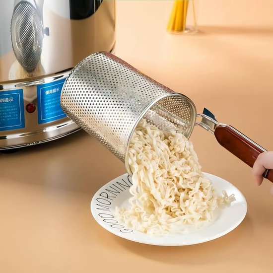 Multifunctionele pastamaker van microgeperforeerd roestvrij staal met houten handvat, ideaal voor pasta en dumplings, diameter 12 cm, keukenaccessoire voor strainer en filter. — afbeelding 5
