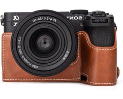 Premium PU Leren Half Case voor Sony A7C II - Stijlvolle Retro Bescherming met Handvat en Open Onderkant, Geschikt voor Alpha 7C II/A7C Mark II Cameras, Bruin