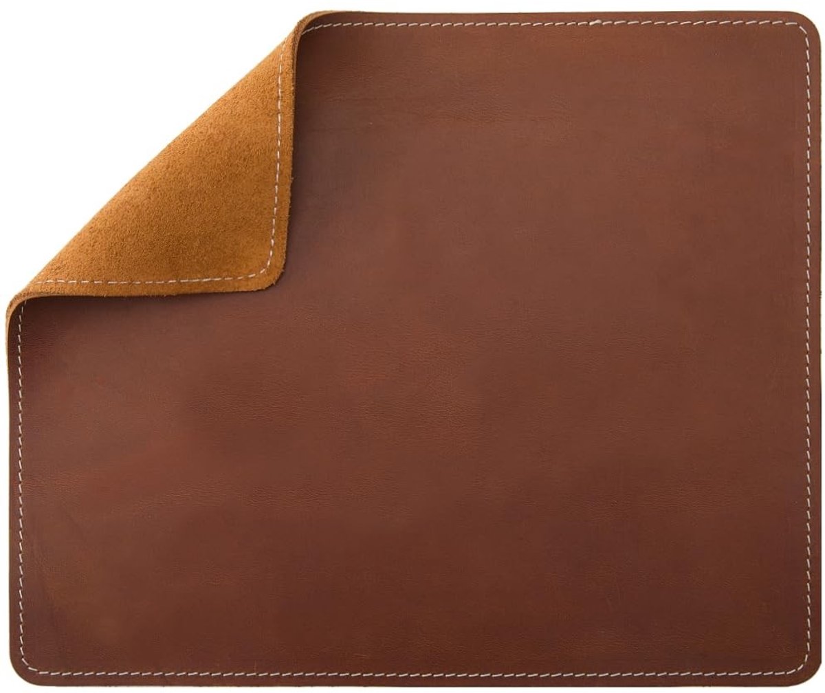 Dailygoods - Dailygoody - Muismat - Echt leer - Antislip - Bruin - Desk essentials - Ideaal voor thuiswerk - 20 x 24 cm