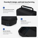 Zwarte hoes met een comfortabel siliconen handvat, dubbele ritsen en een speciale uitsparing voor Joy-Cons.