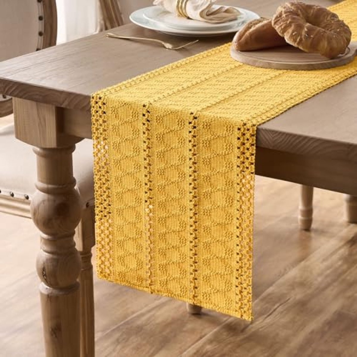 PromoHome Tafelloper Herfstbloemen - 30 x 183 cm - Jute - Boheemse Stijl - Eettafel Decoratie - Binnen - Geel