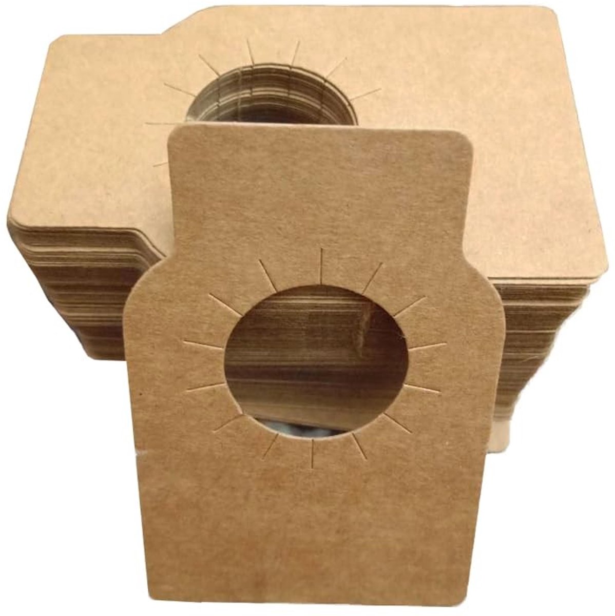 Dailygoods- Wijnfles Tags 100 Stuks - Herbruikbare Labels - Kraftpapier - Dubbelzijdige Opknoping - Knelpuntsgat - 8,9 x 5,7 cm - Wijnetiketten