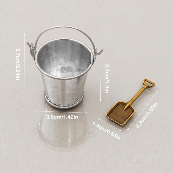 Miniatuur Tuingereedschap Set - Poppenhuis Accessoires - Miniatuur Decoratie - Vintage Metalen Afwerking - 4 x 4 x 7 cm — afbeelding 3