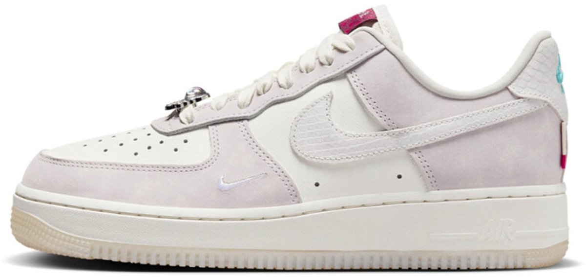 Nike Air Force 1 '07 LX 'Chinese New Year 2024' - Maat 40