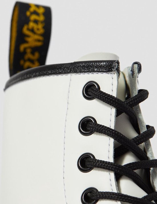 Dr. Martens 1460 Smooth veterboots wit - Maat 36 | bol.com