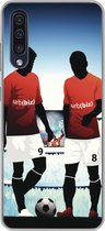 Geschikt voor Samsung Galaxy A50 hoesje - Een illustratie van twee voetballers in een stadion - Jongens - Meiden - Kids - Siliconen Telefoonhoesje